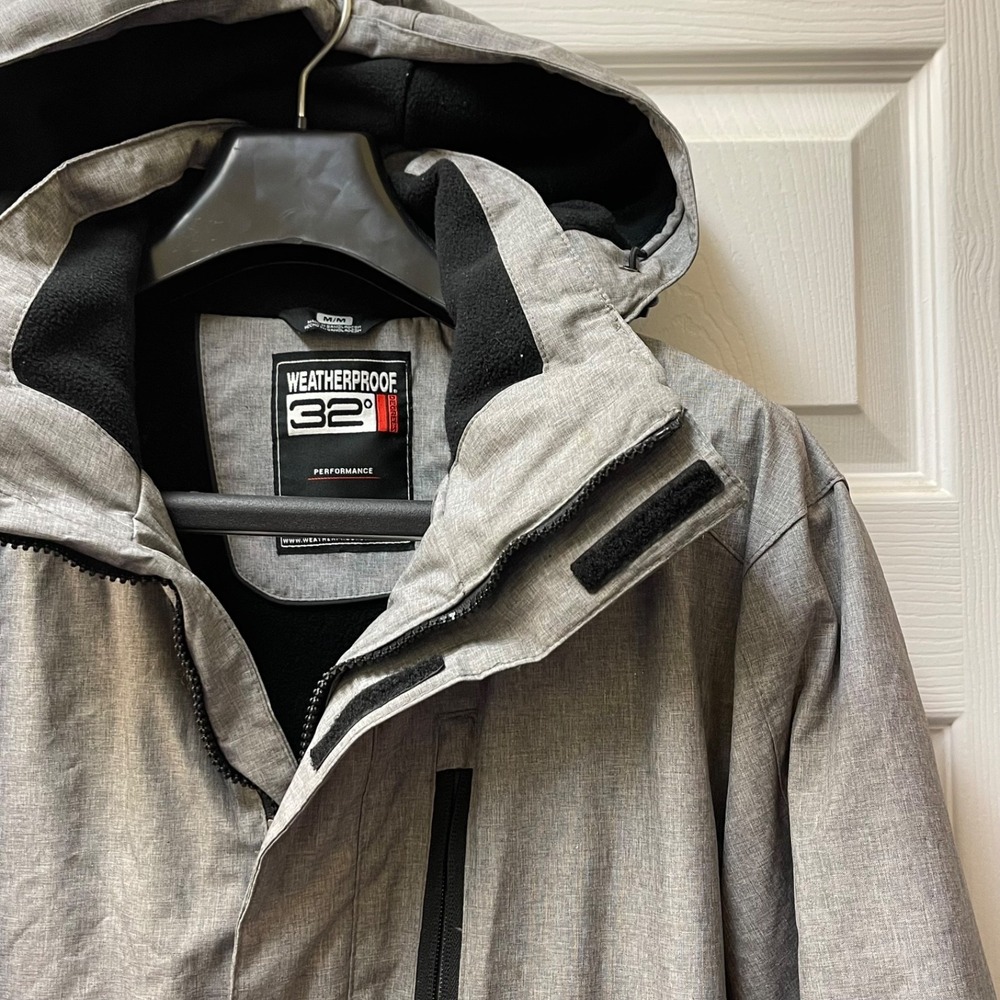 Weatherproof 32 Degrees Heat‎ Men's Size M Hooded Ski Jacket Gray Fleece Lined
